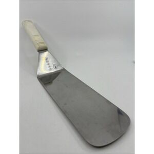 Mundial Spatula 5683 NT Made in Brazil Large Flipper Worn Handle